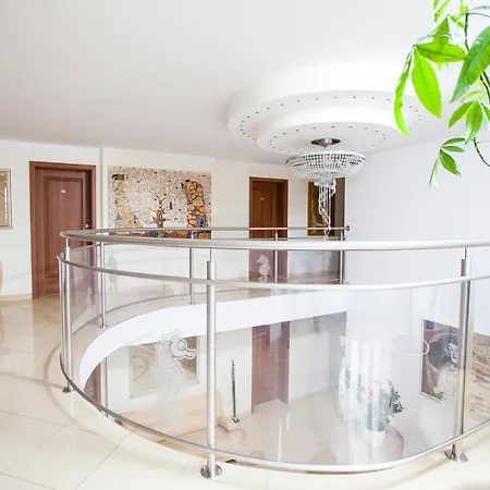 Karolinka 3* Dziwnówek