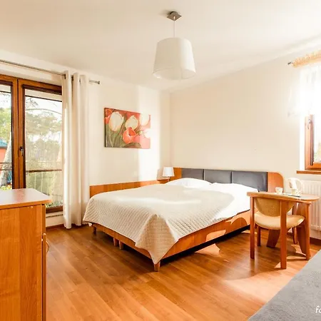 Karolinka Dziwnówek