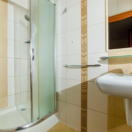 Karolinka 3* Dziwnówek