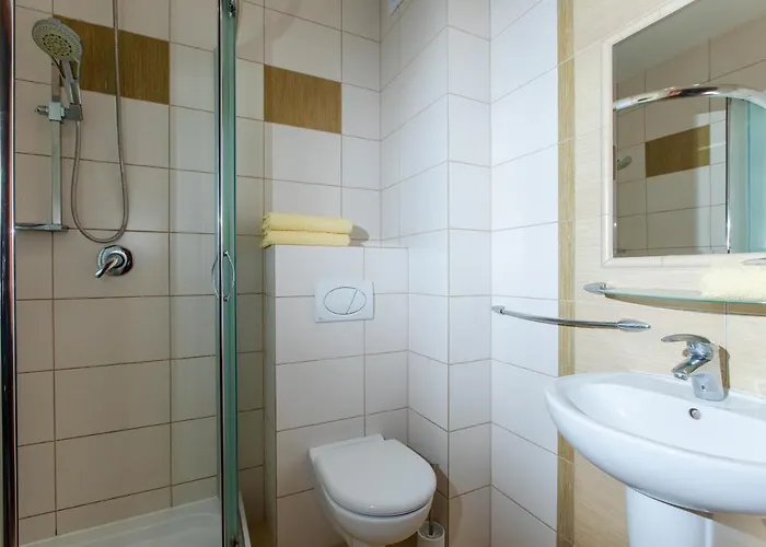 Karolinka 3* Dziwnówek